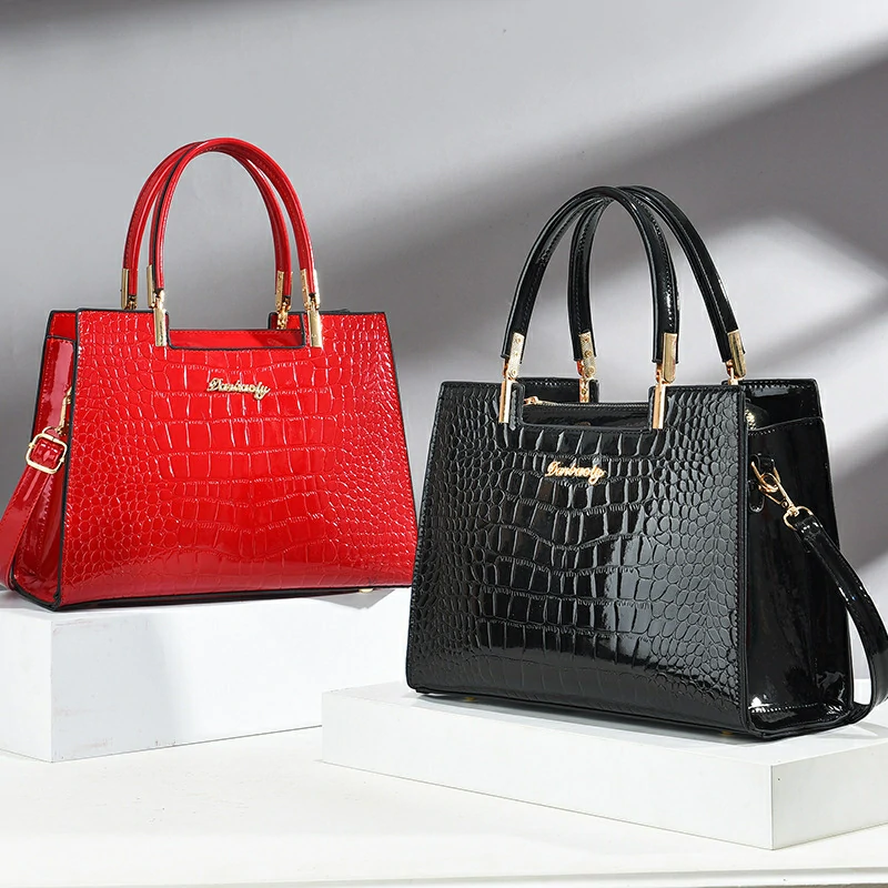 Sac à main polyvalent Mother's One Initiated 2022 - Luxe et style pour femmes modernes produit foryoumer.com produit 